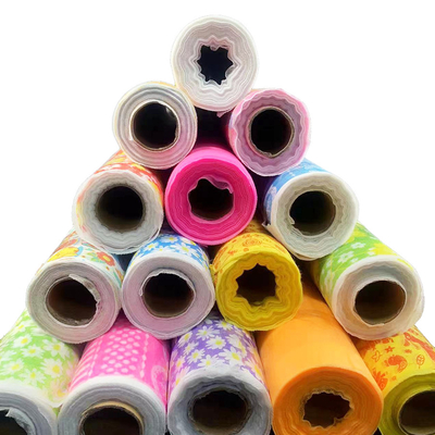 Tissu jetable adapté aux besoins du client faisant le sac non tissé de réutilisation de petit pain de nappe
