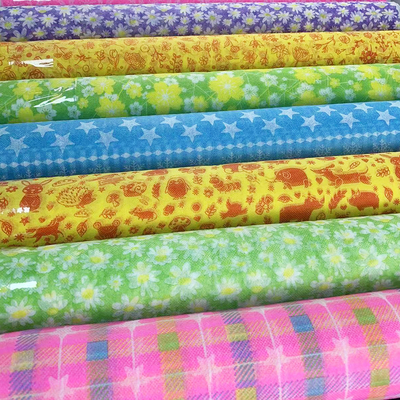 Tissu jetable adapté aux besoins du client faisant le sac non tissé de réutilisation de petit pain de nappe