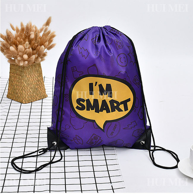 Les logos portatifs portent les sacs non tissés faits sur commande imprimé le sac rouge de cordon d'achats de la poussière