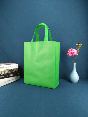 Les achats d'emballage réutilisent non tissé portent les sacs réutilisables non-tissés d'épicerie de logo fait sur commande biodégradable vert de sacs de sac