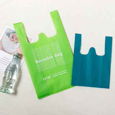 Sac non tissé favorable à l'environnement de T-shirt de polypropylène pour des achats